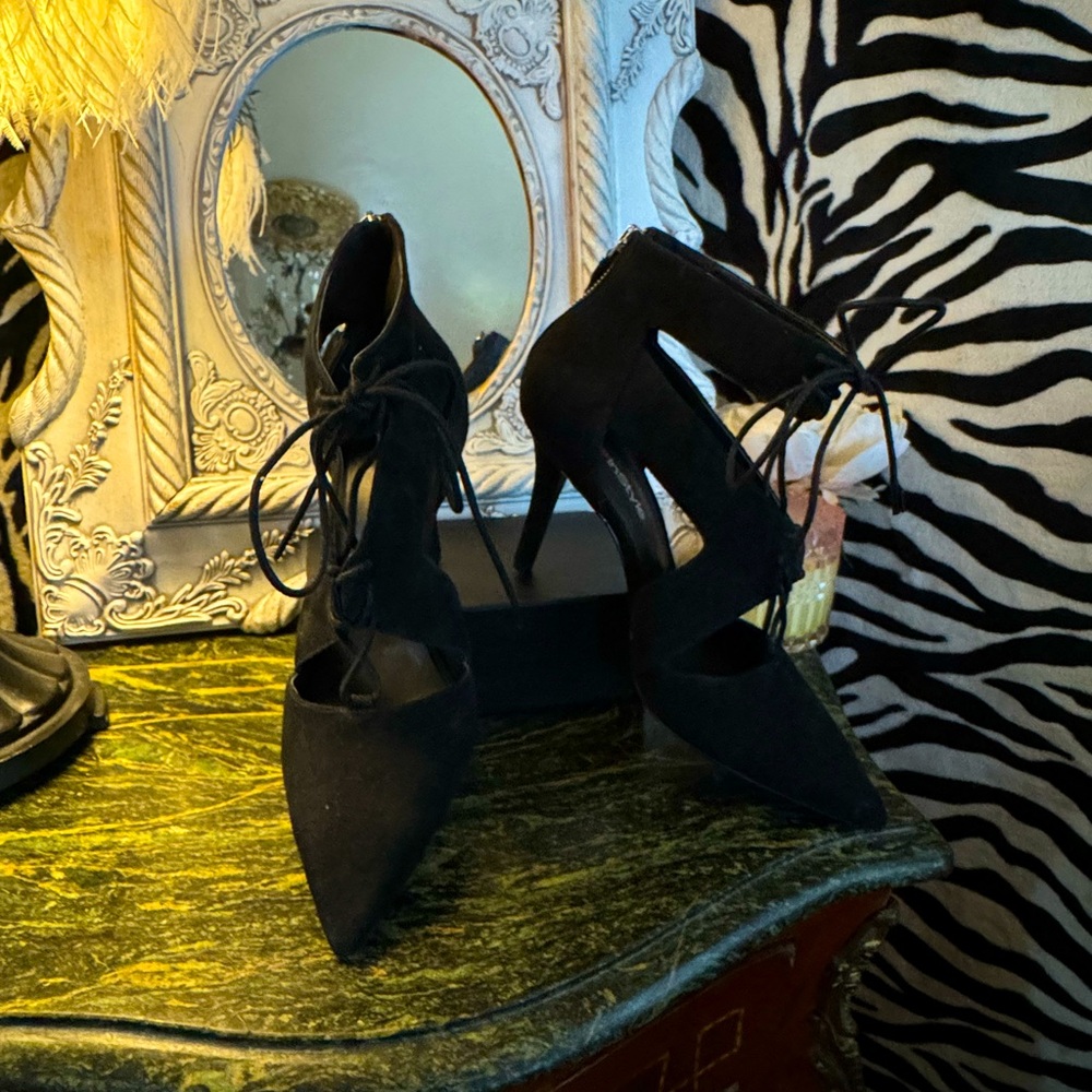 Nine West suede lace up heels, sexy as heck